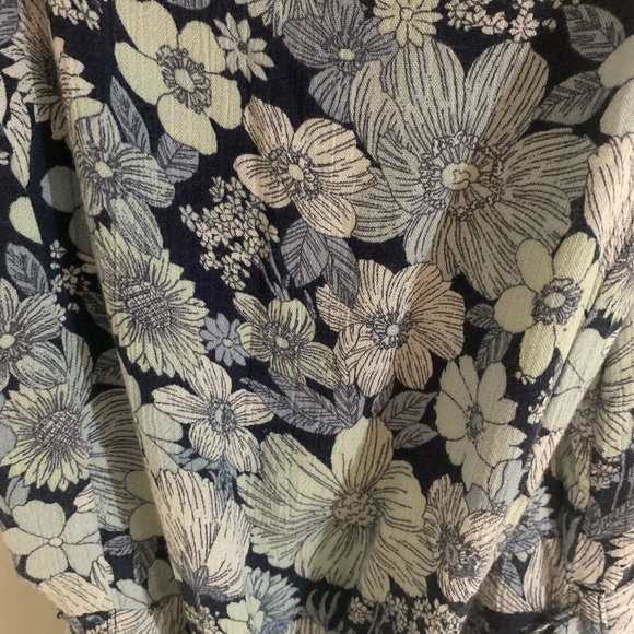 Abercrombie Kids Girls Floral Romper Size 11/12 - Picture 6 of 7